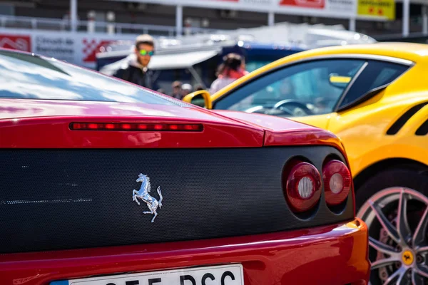 Ferrari w duchu Montjuic Barcelona obwód samochodu Pokaż — Zdjęcie stockowe