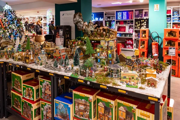 Karácsonyi dekoráció Toulouse bolt, Franciaország. — Stock Fotó