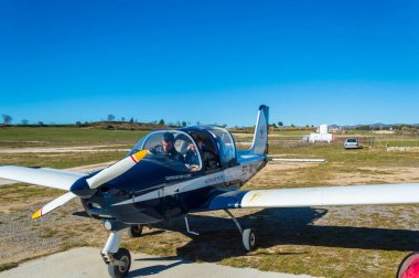 Tecnam P96 uçak iniş kalkış.