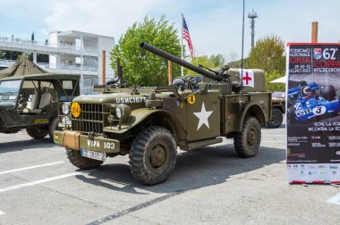 Eski bize askeri araçlar devre de Barcelona, Catalonia, İspanya.