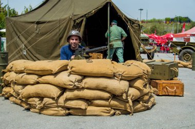 Eski bize askeri araçlar devre de Barcelona, Catalonia, İspanya.