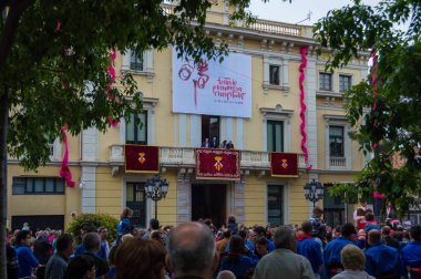 Hospitalet de Llobregat Bahar popüler köy parti fuarı, Katalonya, İspanya.