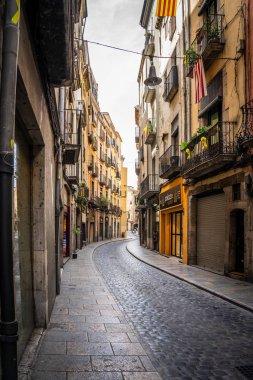Katalonya, İspanya 'daki Girona şehrinin manzarası.