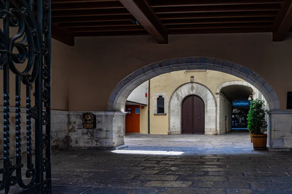 Katalonya, İspanya 'daki Girona şehrinin manzarası. — Stok fotoğraf