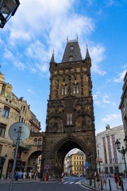 Çek Cumhuriyeti'nde Prag Toz Kulesi.