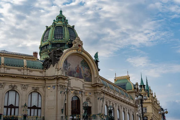 Çek Cumhuriyeti'nde Prag Belediye Binası. — Stok fotoğraf