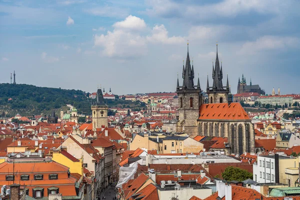 Arkitektur och landmärke skyline i Prag i Tjeckien. — Stockfoto