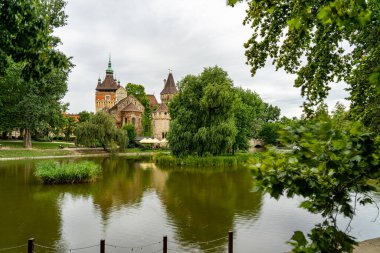 Macaristan, Budapeşte 'deki Vajdahunyad kalesi