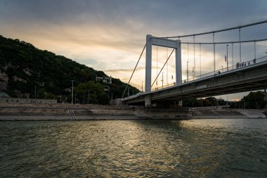 Macaristan, Budapeşte 'deki Elisabeth köprüsü