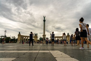 kahramanlar Meydanı Budapeşte, Macaristan