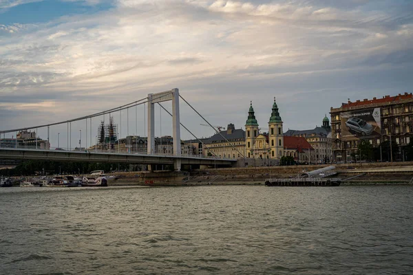 Елизавета Мост Будапеште Венгрия — стоковое фото