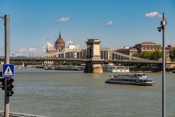 Ponte Cadeia Rio Danúbio Budapeste Hungria — Fotografia de Stock