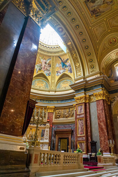 Церковь Св. Стефана в Будапеште, Венгрия
