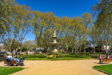 Barselona hayvanat bahçesinin ana meydanı.