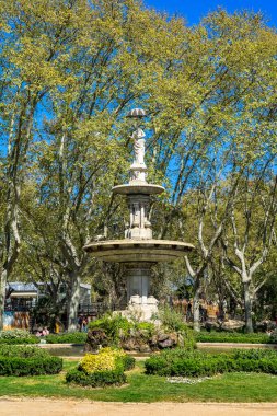 Barselona hayvanat bahçesinin ana meydanı.