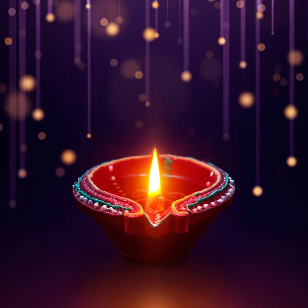 Diya Olielamp Met Opknoping Licht Achtergrond Diwali Viering — Stockfoto