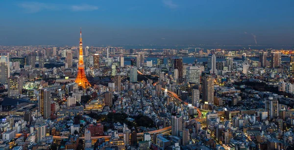 東京市のスカイラインの眺望 — ストック写真