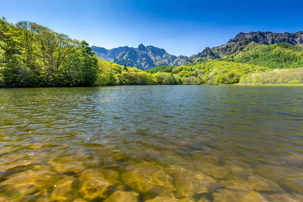 Vista Panorámica Del Lago Las Montañas — Foto de Stock