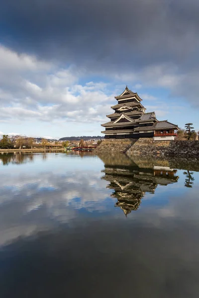 Vue Panoramique Château Japonais Matsumoto Sous Ciel Nuageux Jour — Photo