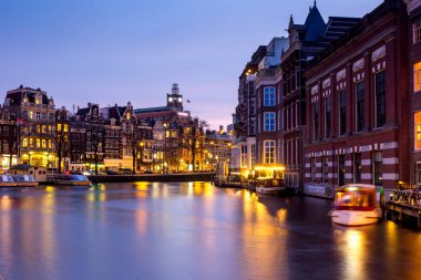 Amsterdam mimarisi ve Hollanda'da Simgesel Yapı
