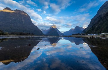 Milford sound in NewZealnd clipart