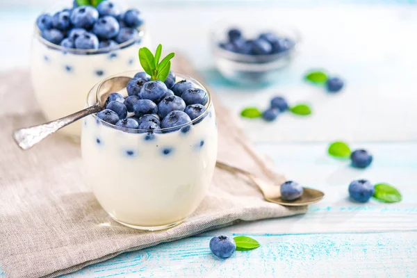 Eating Organic Yogurt Fresh Berries Blueberries Spoon Wooden Background Selective — Stock Photo, Image