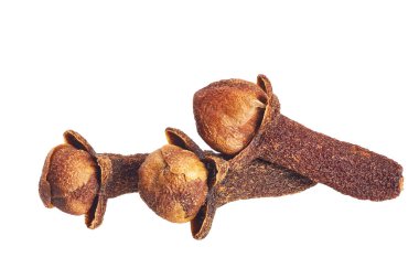 Beyaz bir arka plan üzerinde izole kuru baharat karanfil