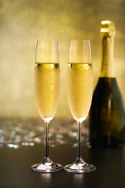 新年除夕庆祝与香槟 党和节日庆祝概念 — 图库照片