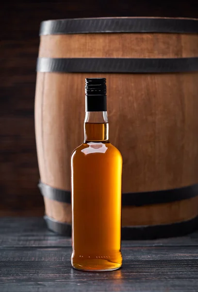 Tradycyjny Stary Whisky Dębowej Beczce — Zdjęcie stockowe