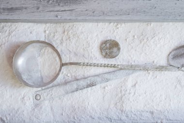 Un içinde pişirme için araçları. Pişirme kavramı. arka plan.
