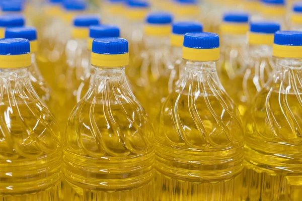 Olej Roślinny Butelkę Wzór Fabryki Magazyn Przechowywania Żywności Tło — Zdjęcie stockowe