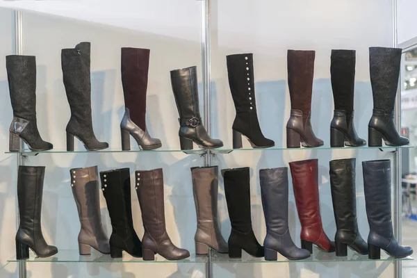 Women Boots Shelves Store Pavilion Store Fashionable Women Shoes Leather — Stock Photo, Image