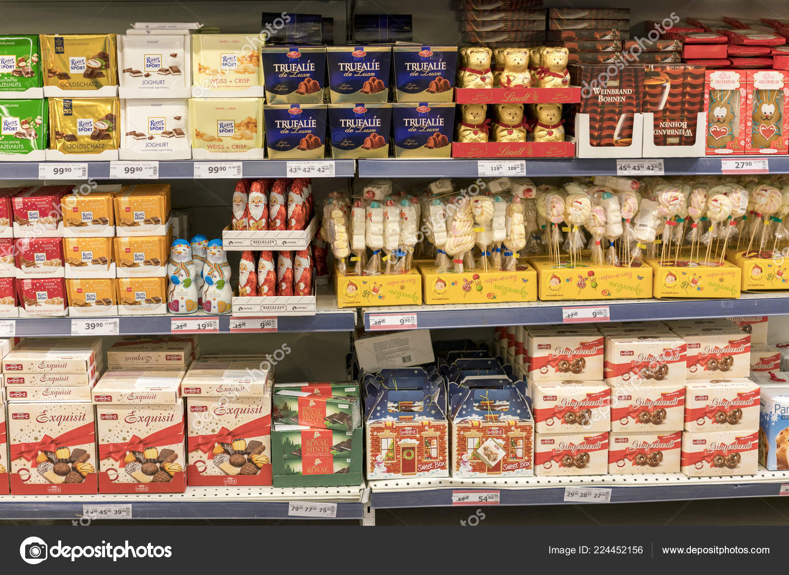 Is photography prohibited in the supermarket Is photography prohibited in the supermarket