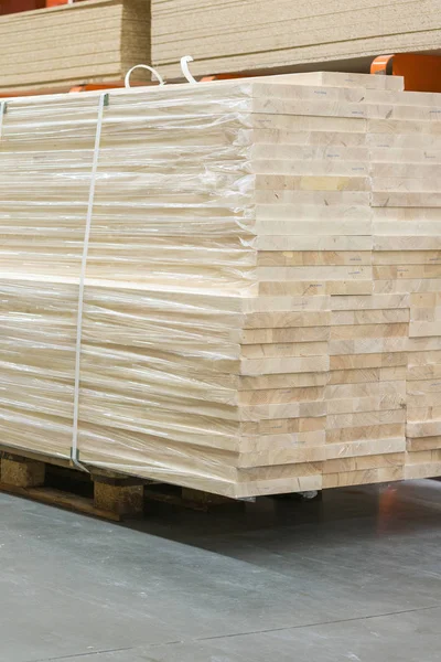 Pallet Met Planken Ijzerhandel Lunchpakket Planken Winkel Van Het Gebouw — Stockfoto