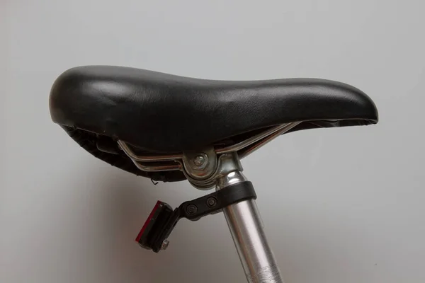 Чорне сидіння для велосипеда — стокове фото