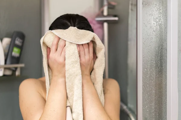 Young Woman Wipes Shower Sexy Woman Wiping Herself Towel Taking — 스톡 사진