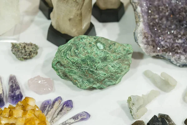 マラカイト グリーン ミネラル宝石テクスチャ マラカイトの背景 緑の背景 — ストック写真