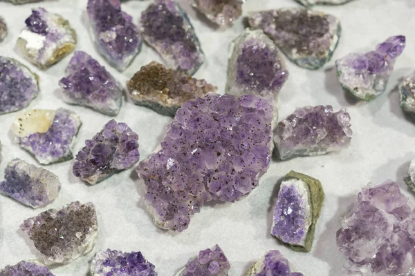 アクアマリン天然水晶青い宝石地質結晶テクスチャ背景 — ストック写真