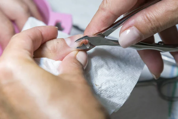 Vista Vicino Della Procedura Manicure Cura Delle Unghie — Foto Stock