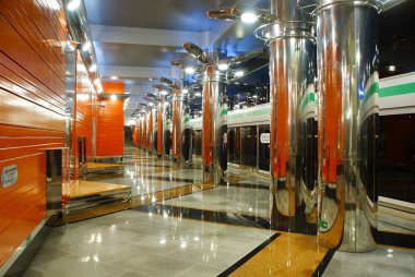 İç Begovaya metro İstasyonu'na, St. Petersburg