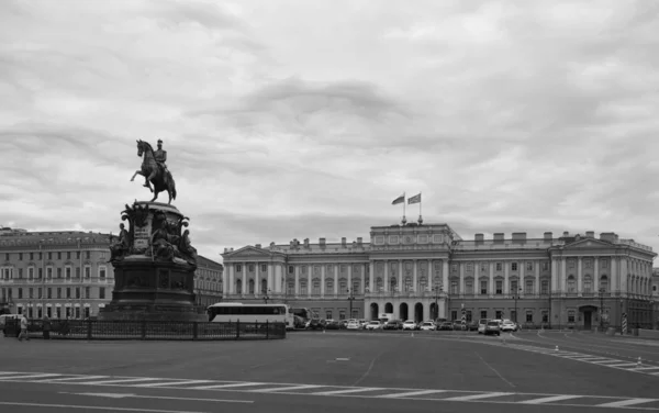 Mariinsky Palast Und Isaac Platz Petersburg — Stockfoto