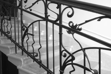 Evde bulunan St. Petersburg 11 satırda Art Nouveau tarzında merdiven parçası