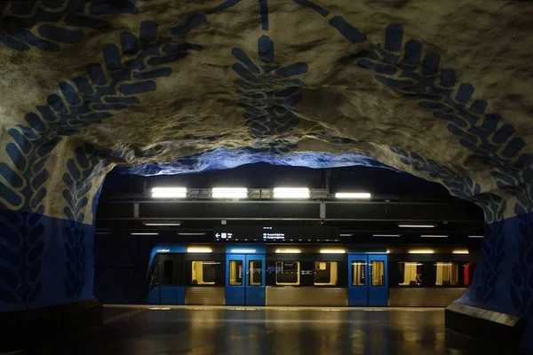 Centralen Stacja Metra Sztokholmie Szwecja — Zdjęcie stockowe