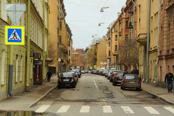 Bahar Günü Petersburg Petrograd Yan Caddeleri Üzerinde — Stok fotoğraf