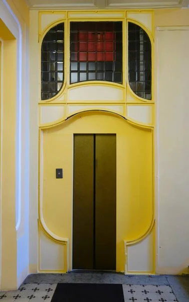 Portal Entrada Elevador Estilo Art Nouveau Clínica Nevsky Prospect São — Fotografia de Stock