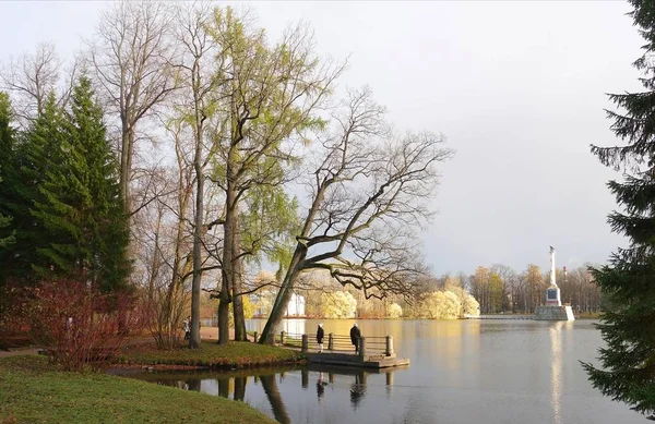 Spaziergang Einem Herbstmorgen Katharinenpark Zarskoje Selo — Stockfoto