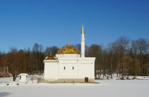 Solig Mars Dag Med Catherine Park Tsarskoe Selo Pavilion Turkiskt — Stockfoto