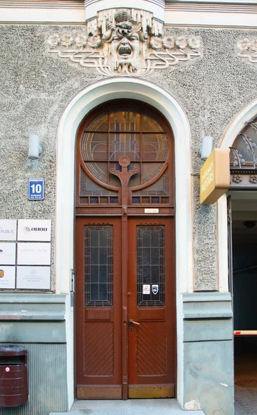 Fragment Fasáda Secesní Činžovní Dům Rize Lukas Street Vchodové Dveře — Stock fotografie