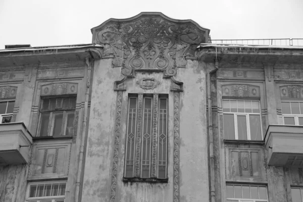 Fragment Der Fassade Eines Jugendstil Wohnhauses Vilnius — Stockfoto