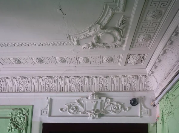 Romanov apartmanında art nouveau tarzıana merdiven iç dekorasyon bir parçası